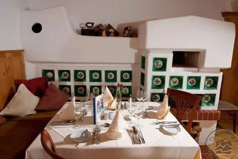 Viešbutis „ALPIN JUWEL HOTEL“