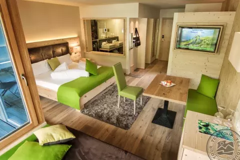 Viešbutis „ALPIN JUWEL HOTEL“