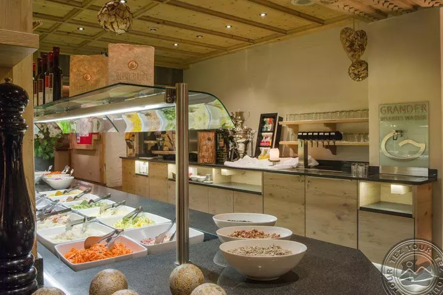 Viešbutis „ALPIN JUWEL HOTEL“