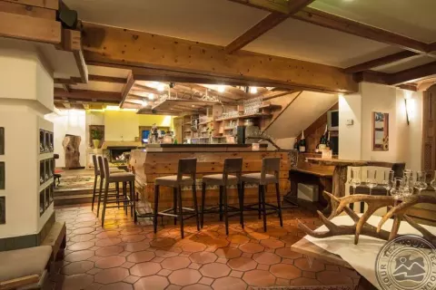 Viešbutis „ALPIN JUWEL HOTEL“