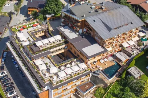 Viešbutis „ALPIN JUWEL HOTEL“