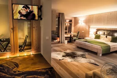 Viešbutis „ALPIN JUWEL HOTEL“