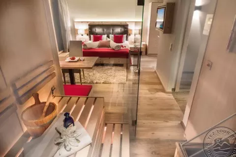 Viešbutis „ALPIN JUWEL HOTEL“