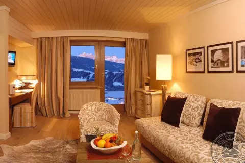 Viešbutis „ALPIN JUWEL HOTEL“