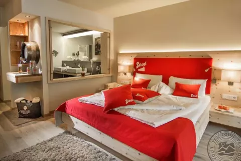 Viešbutis „ALPIN JUWEL HOTEL“