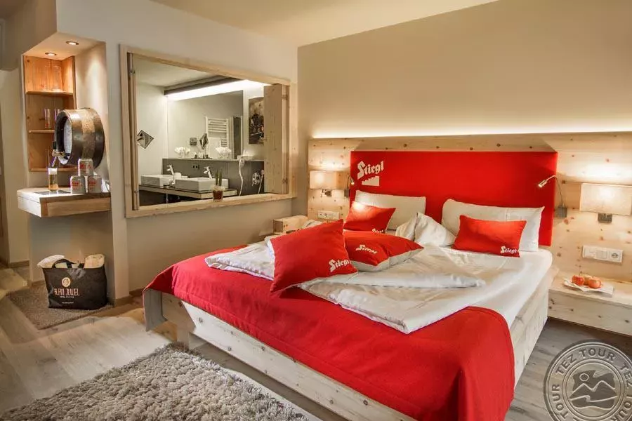 Viešbutis „ALPIN JUWEL HOTEL“