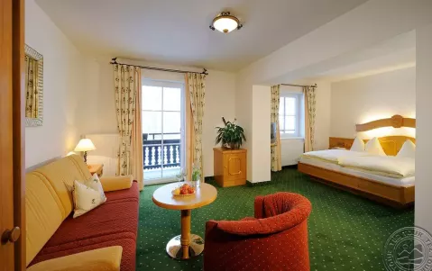 Viešbutis „SAALBACHER HOF HOTEL“