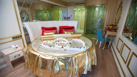 Viešbutis „AZURA DELUXE RESORT & SPA“ (Alanija, Turkija)