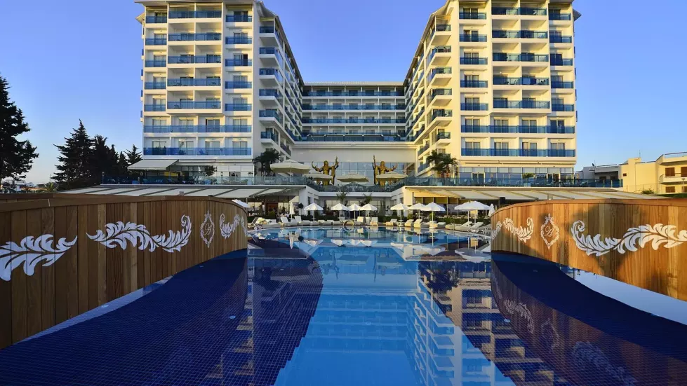 Viešbutis „AZURA DELUXE RESORT & SPA“ (Alanija, Turkija)