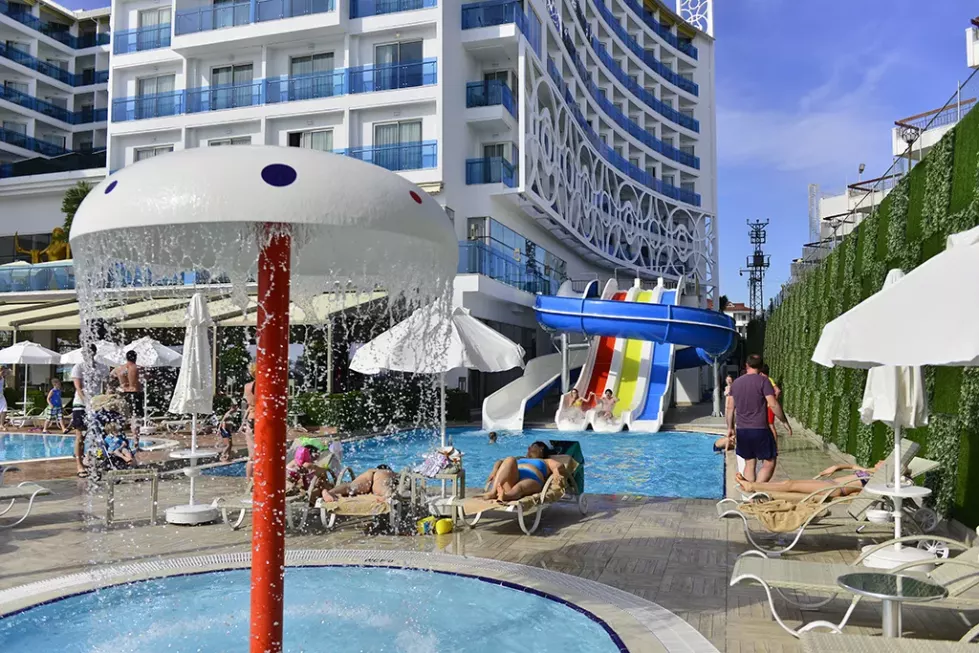Viešbutis „AZURA DELUXE RESORT & SPA“ (Alanija, Turkija)