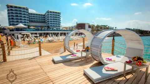 Viešbutis „AZURA DELUXE RESORT & SPA“ (Alanija, Turkija)