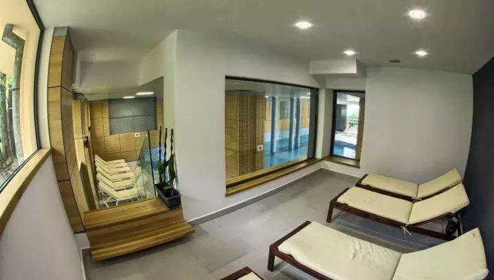 Viešbutis „LUNA“ (Auksinės kopos, Varna, Bulgarija)