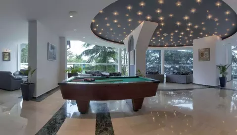 Viešbutis „LUNA“ (Auksinės kopos, Varna, Bulgarija)