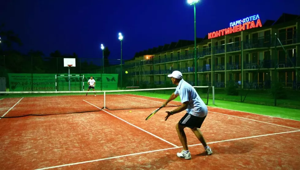 Viešbutis „PARK HOTEL CONTINENTAL“ (Saulėtasis krantas, Burgasas, Bulgarija)