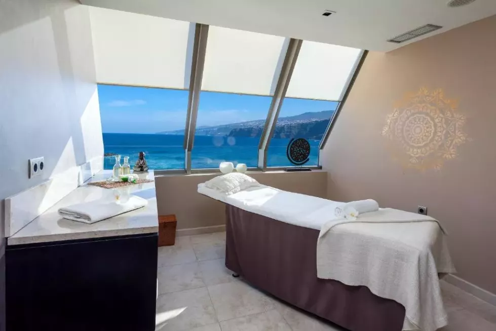 Viešbutis „MELIA COSTA ATLANTIS“ (Puerto de la krusas, Tenerifė, Ispanija)