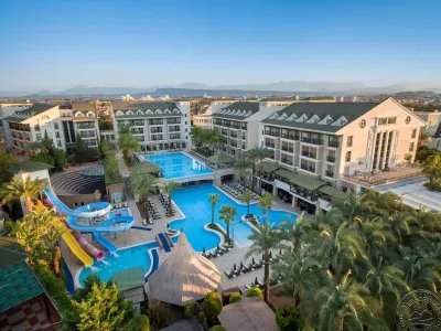 Dobedan Beach Resort Comfort, Turkija