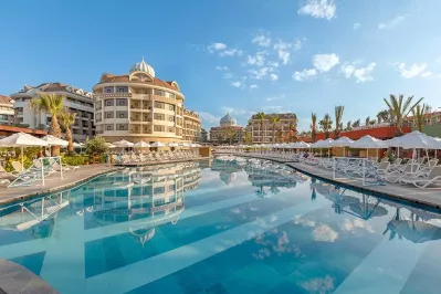 Kirman Hotels Belazur Resort & Spa, Turkija