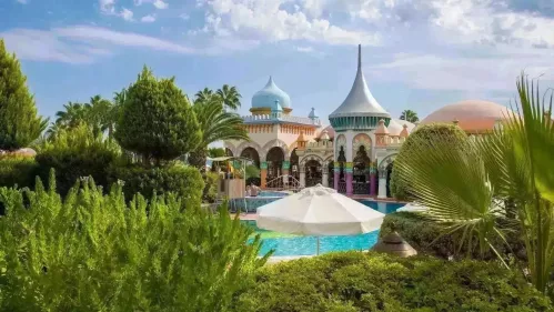 Kamelya Aishen Club, Turkija