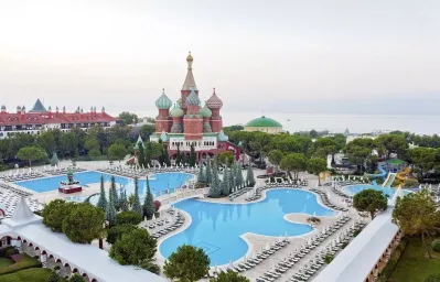 Kremlin Palace, Turkija