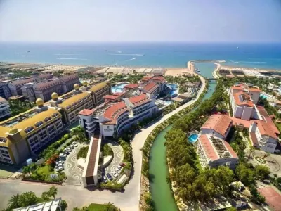 Sunis Evren Beach Resort Hotel & Spa, Turkija