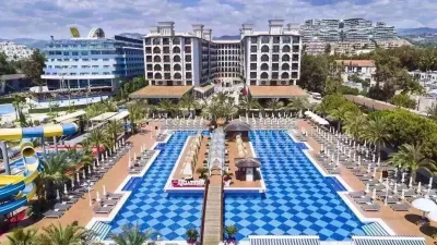 Quattro Beach Spa & Resort, Turkija
