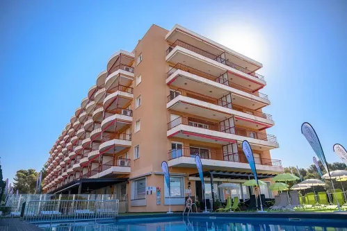 Albatros Family, Ispanija