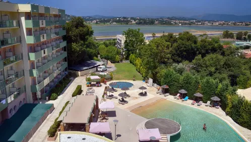 Ariti Grand , Graikija