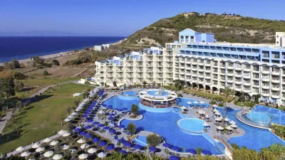 Atrium Platinum, Graikija