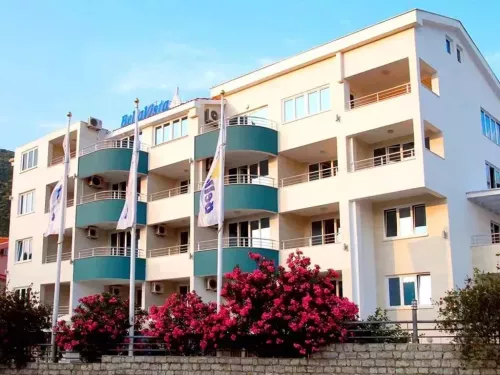 Bella Vista, Juodkalnija