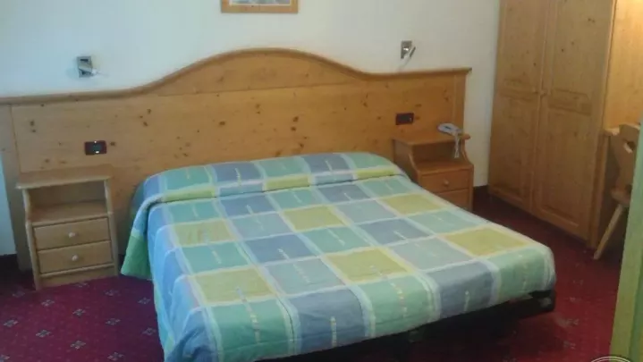 Al Nardis Garni, Italija