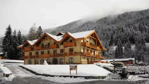 Holidays Dolomiti Apartment Resort, Italija