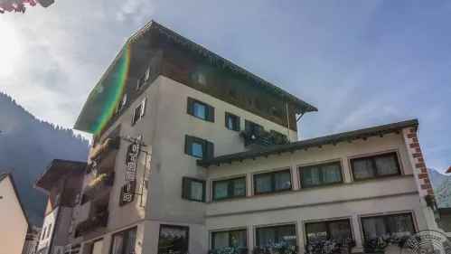 Italia Hotel, Italija