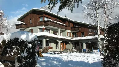 Nevada Hotel, Italija