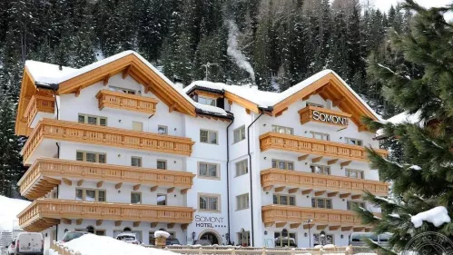 Somont Hotel, Italija